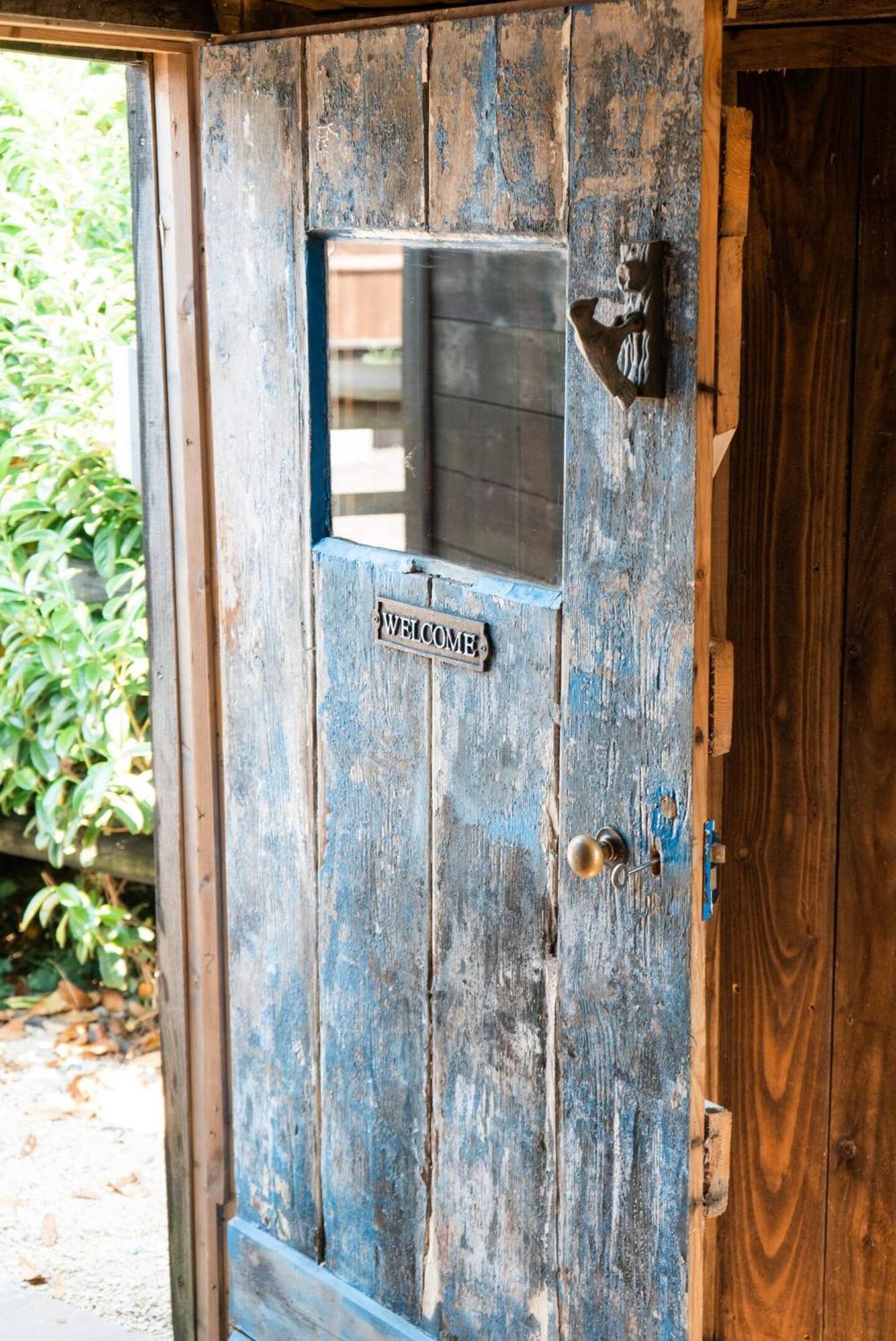 Swallowfield Glamping-Station Master ヨービル エクステリア 写真